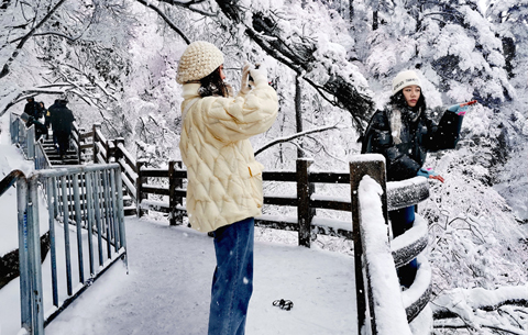 黃山瑞雪年味濃